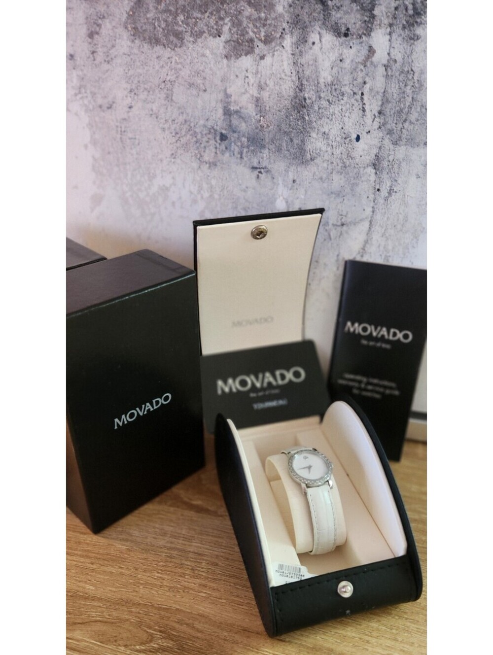 Vntg Women's Movado Diamond, Mother of Pearl, White Genuine Alligator, Box&Pprs
